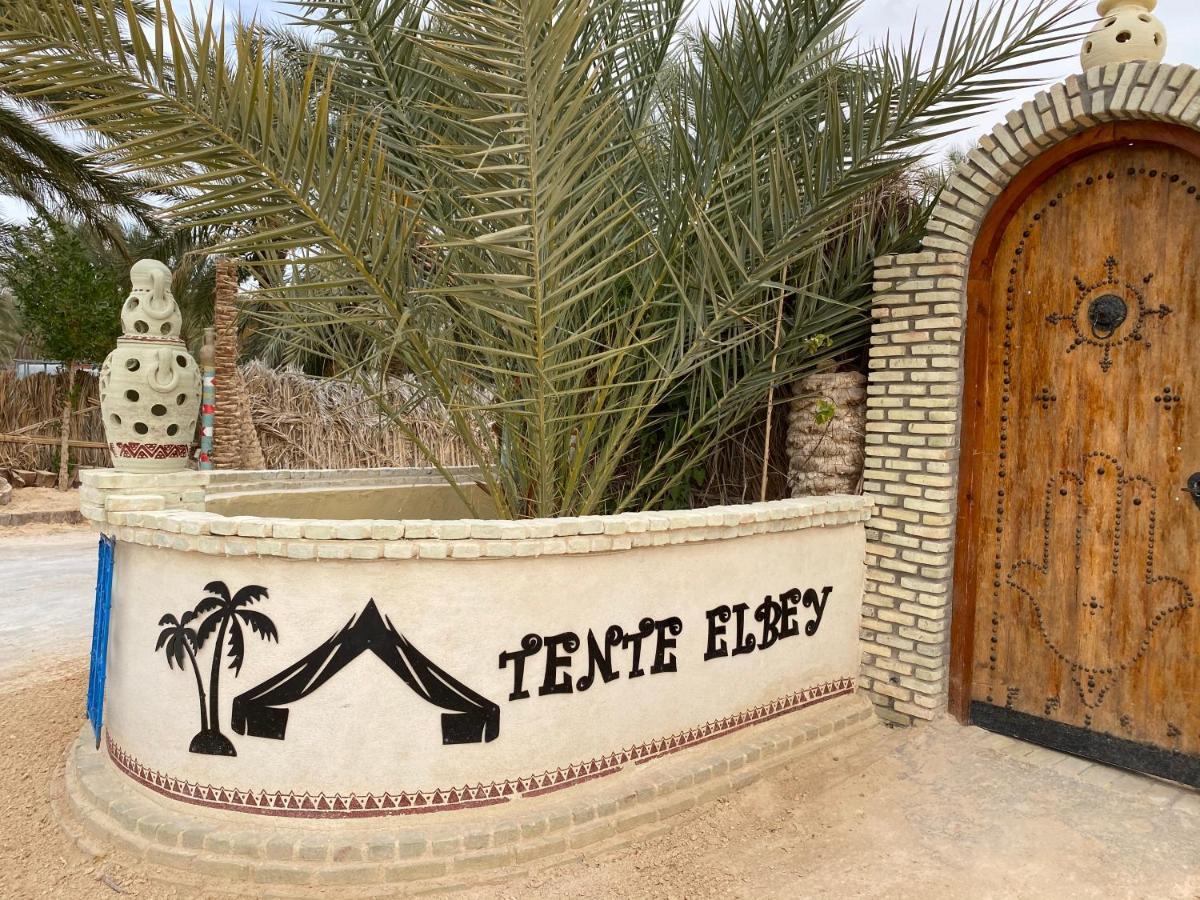 Tente Et Restaurant Elbey Douz Bagian luar foto
