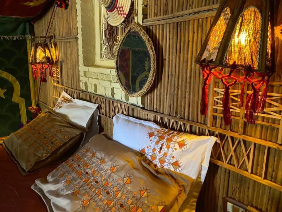 Tente Et Restaurant Elbey Douz Bagian luar foto
