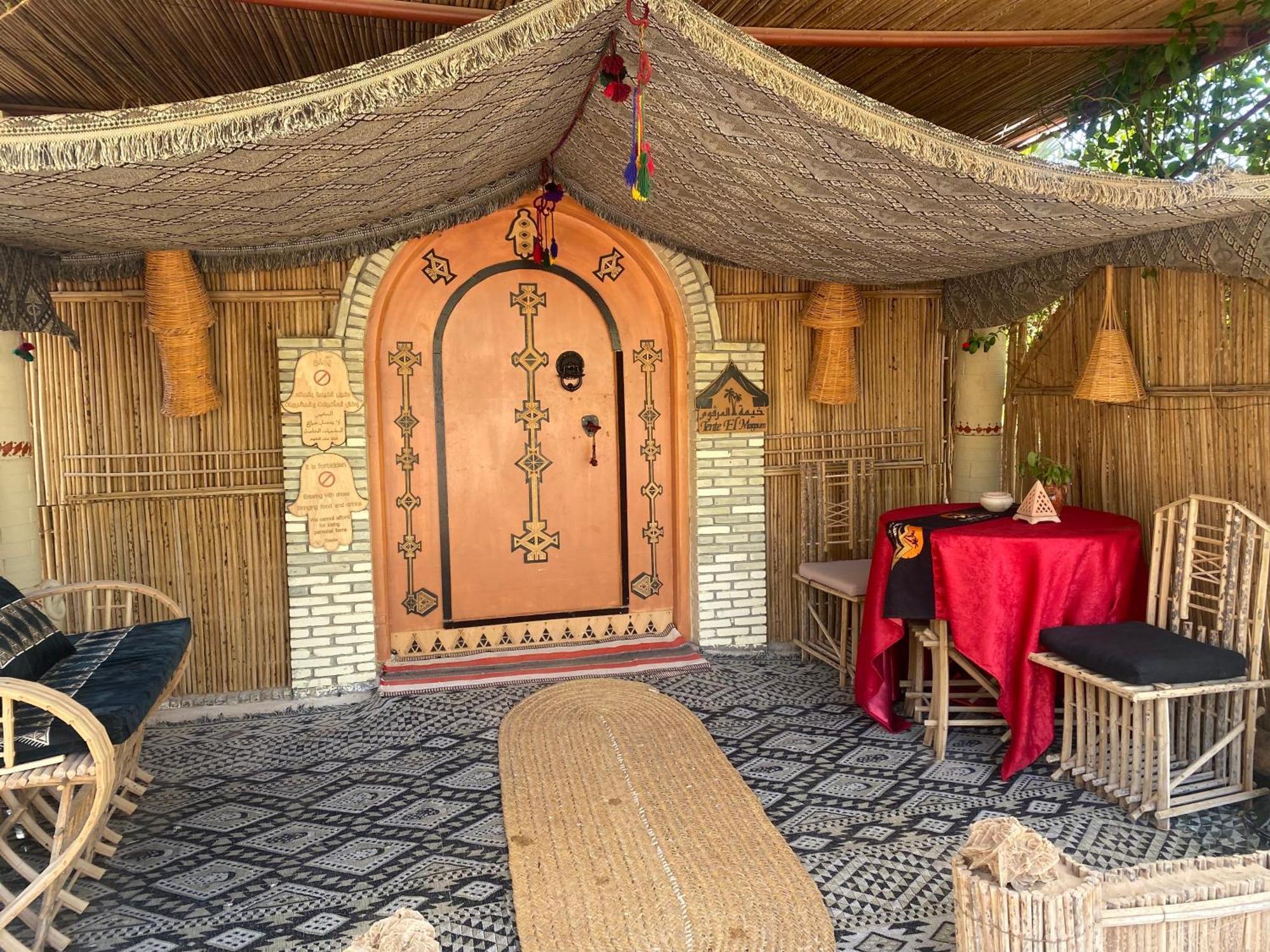 Tente Et Restaurant Elbey Douz Bagian luar foto